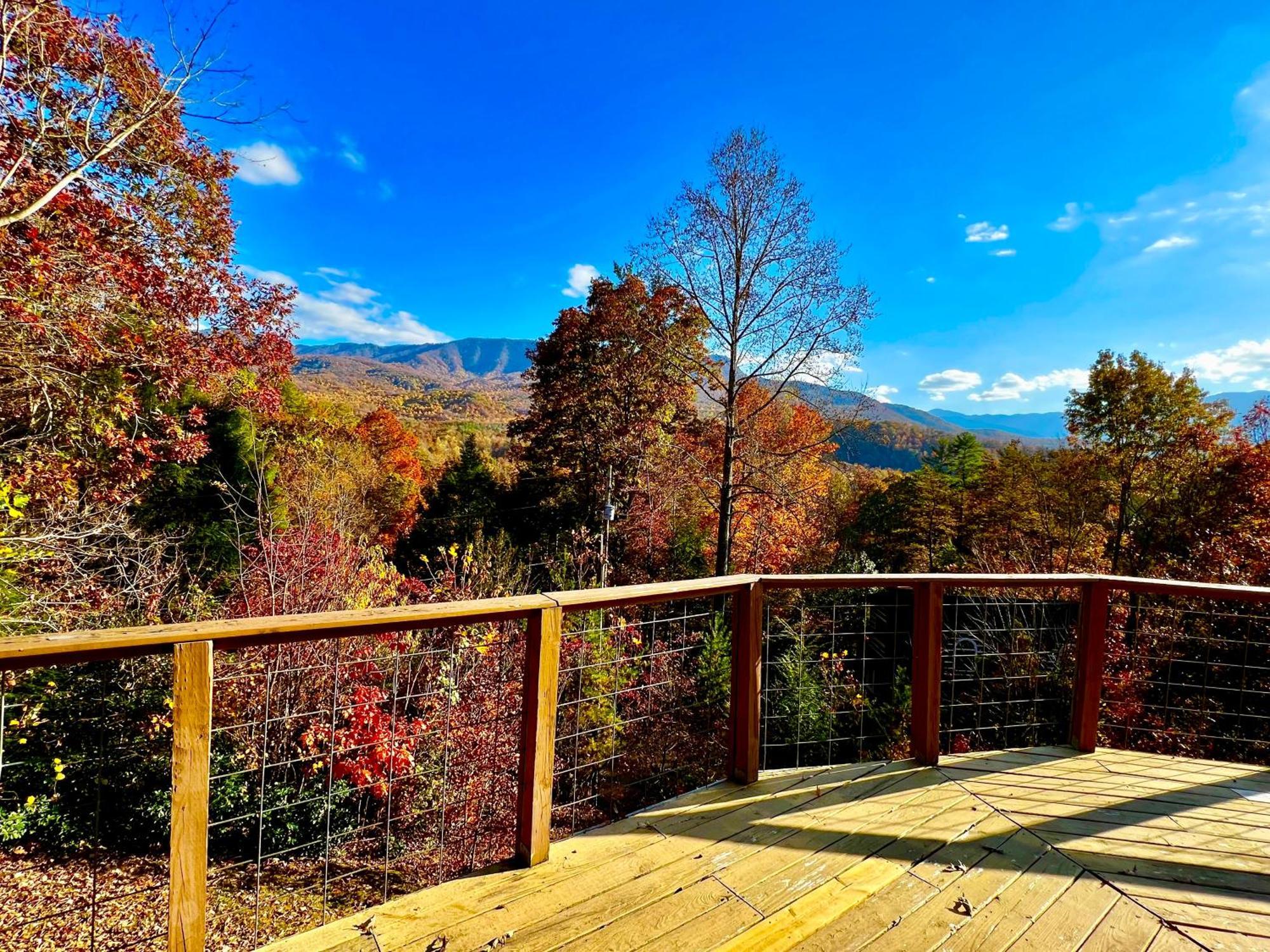 Hawks View Gatlinburg Mountain Cabin Экстерьер фото